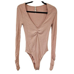 Free People Bodysuit Womens Small Pink Cozy Ballet Coquette Dancer Stretchy Date